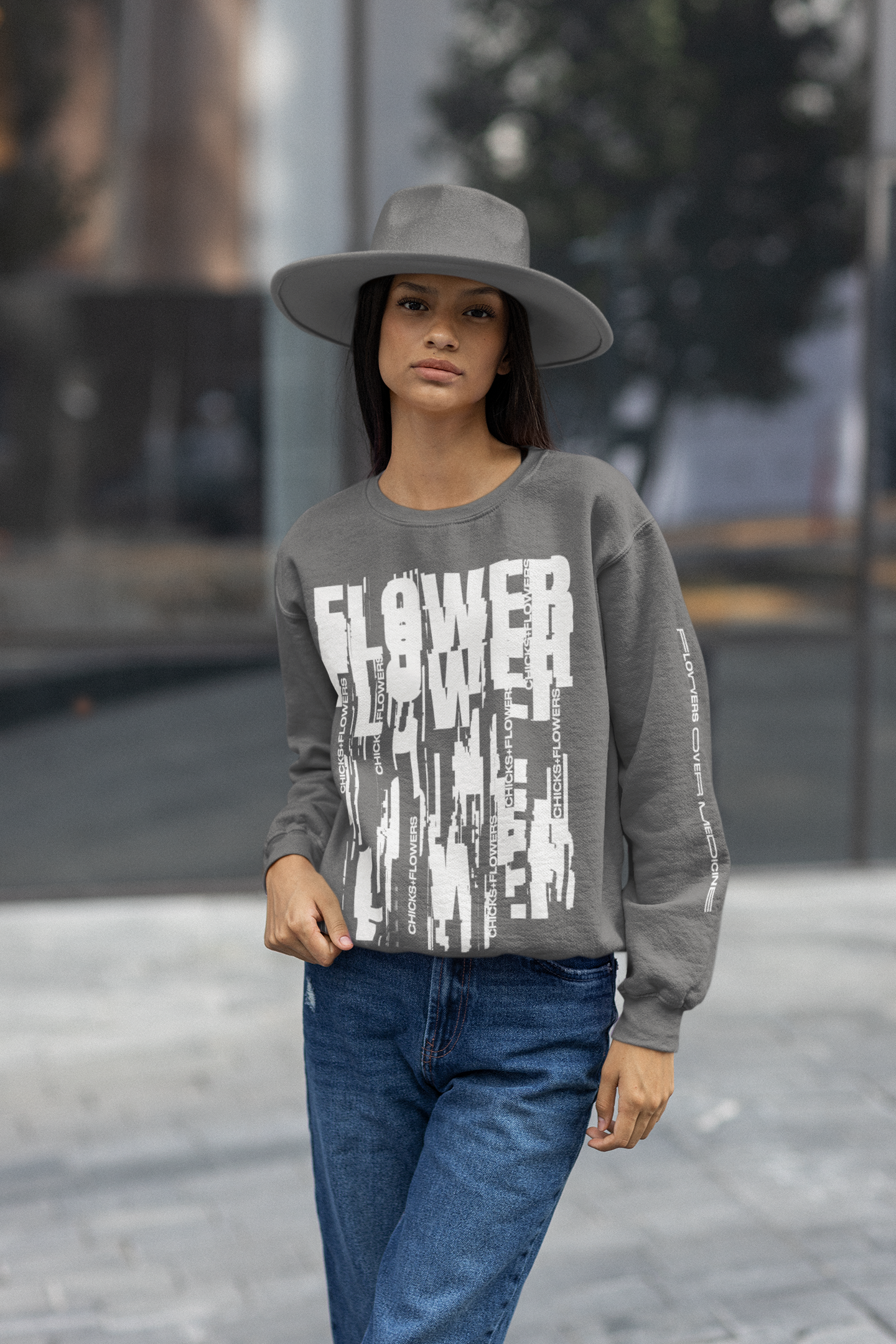 DISTORTED FLOWER CREWNECK